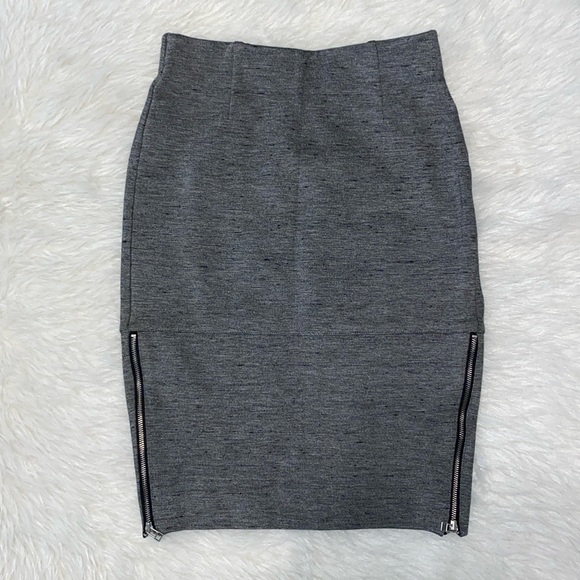 Wilfred Aritzia Skirt- Pencil Damask Lace textured stretch-Side Zippers - Picture 1 of 8